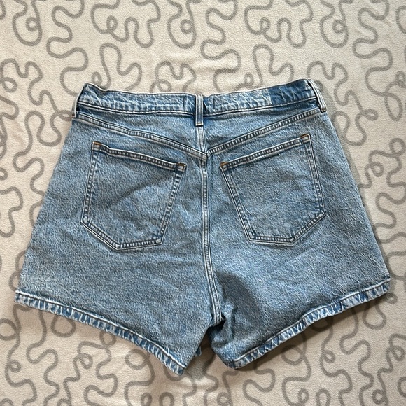 Abercrombie & Fitch Dad High Rise Short - Picture 2 of 5